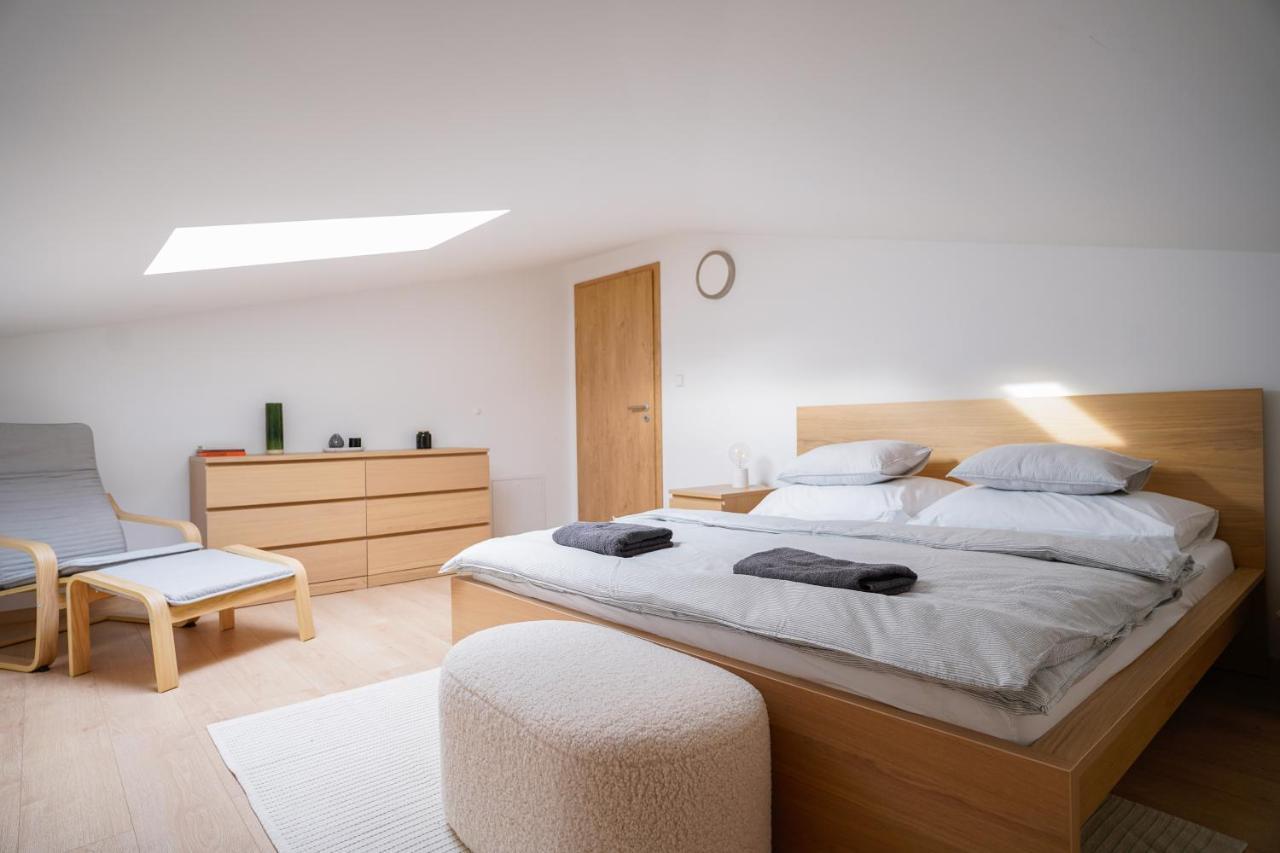 The Dante Villa Apartments Prag Dış mekan fotoğraf